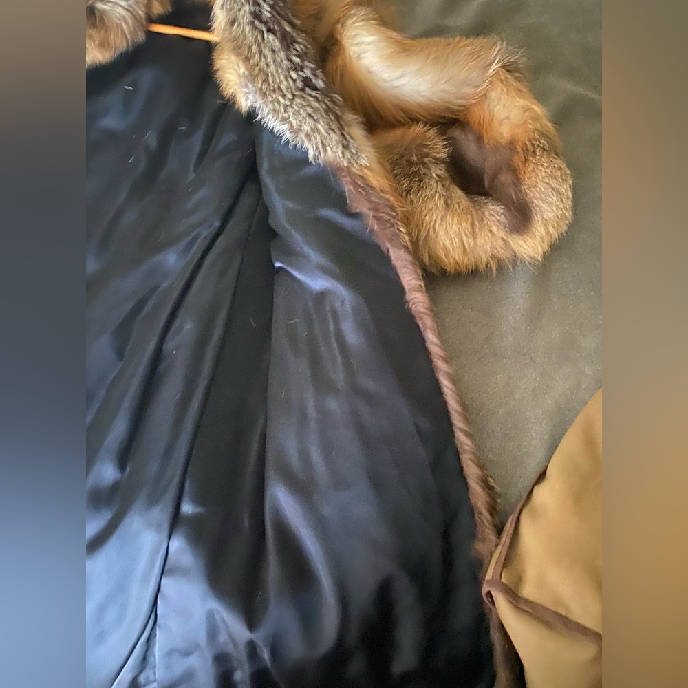 Vintage - Furs by Mannis in Beverly Hills - Full Length Canadian Cross Fox Fur - Picture 11 of 16